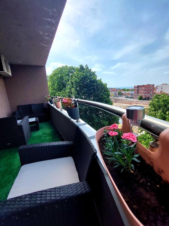 Melinaki Apartment นิส ภายนอก รูปภาพ